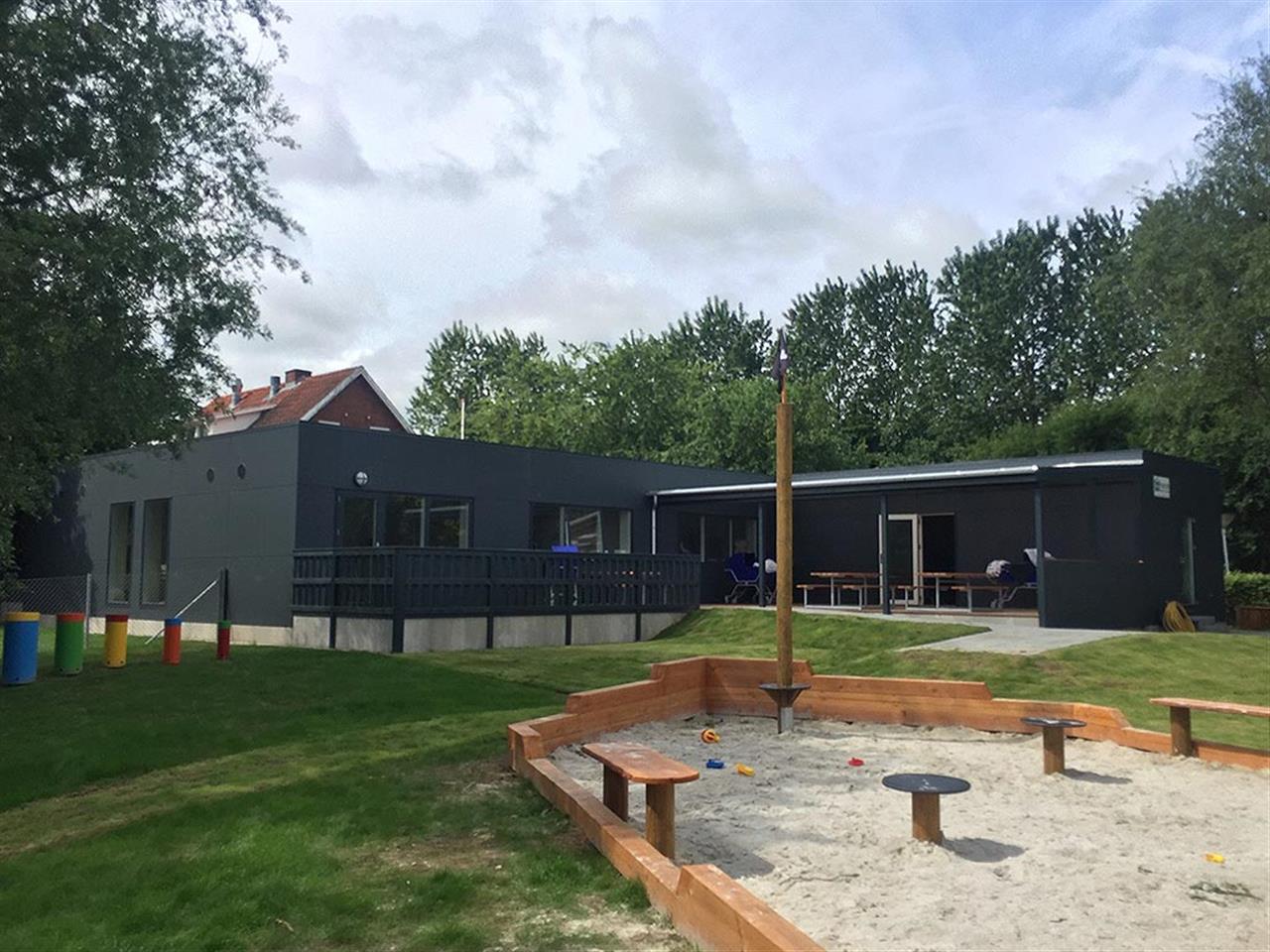 Søger du institutionspavilloner? Se www.focusmoduler.dk